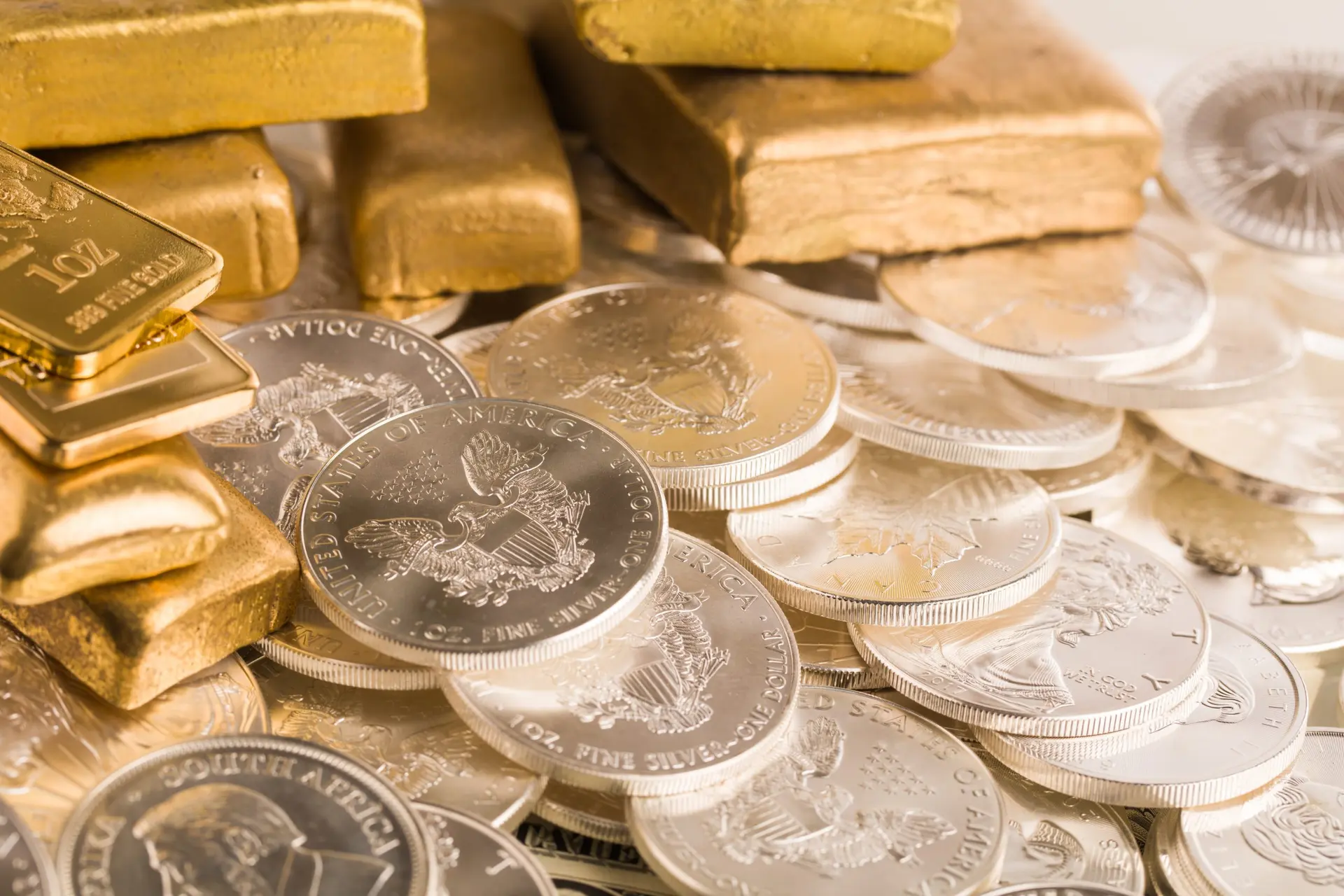 Best Gold IRA Dealers Comparison